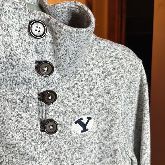 NWOT Champion Elite BYU 1/4 Button Pullover Sweater Men's Gray Size Small - Picture 2 of 7